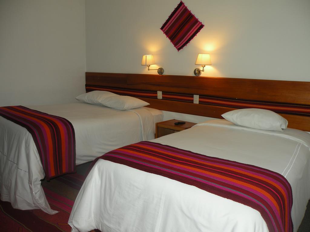 Cantuta Inn Puno Esterno foto