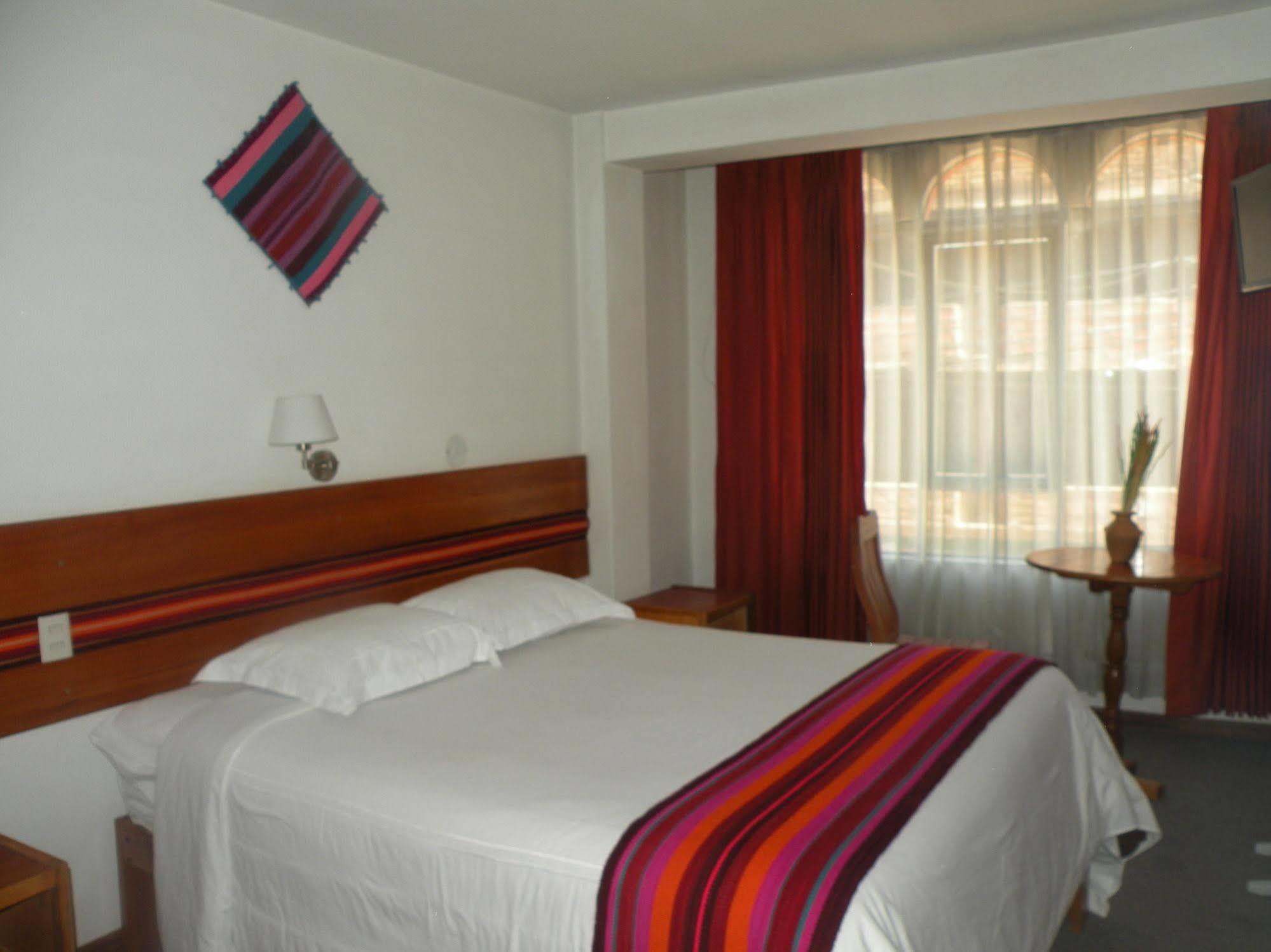 Cantuta Inn Puno Esterno foto