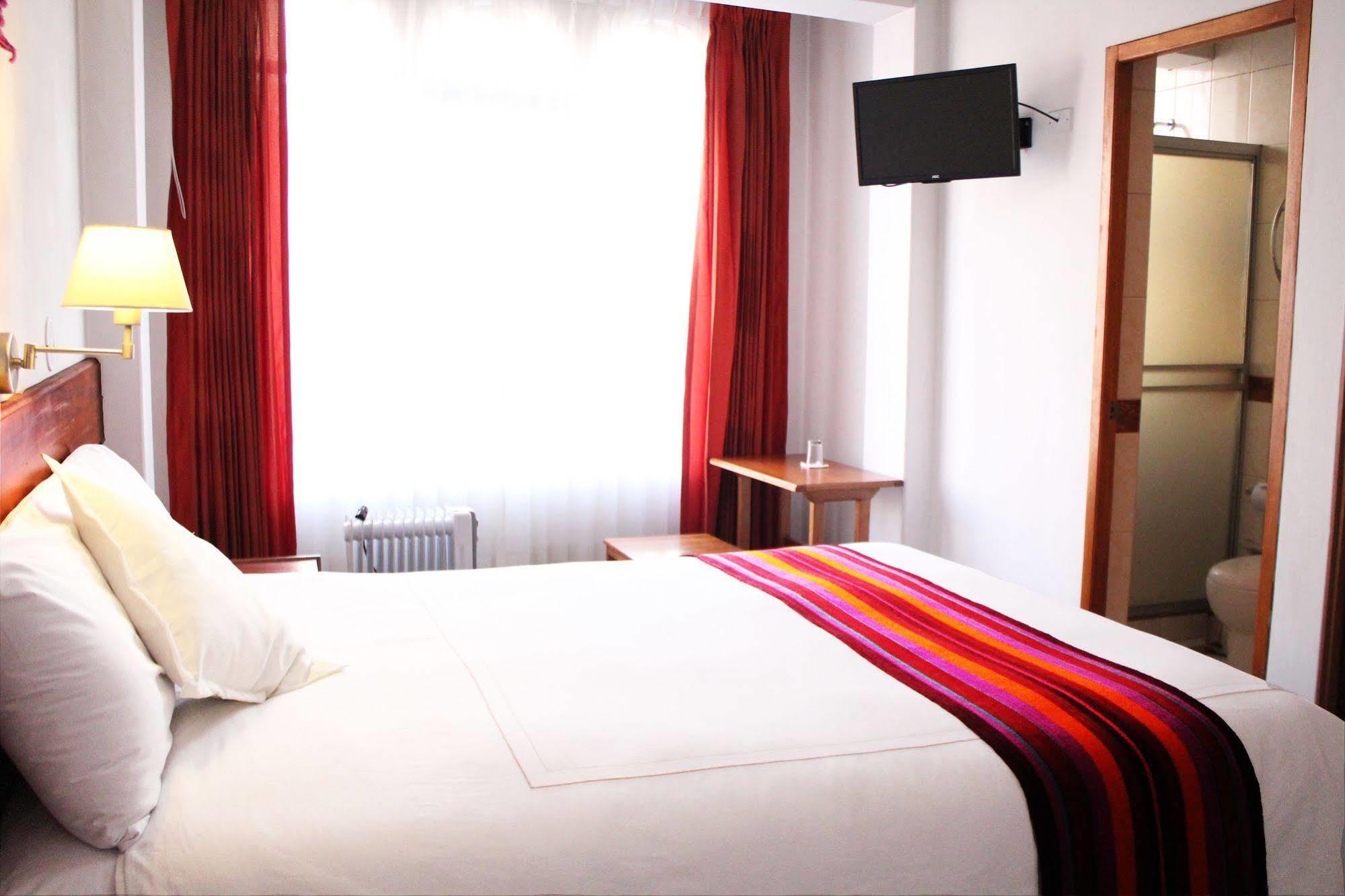 Cantuta Inn Puno Esterno foto